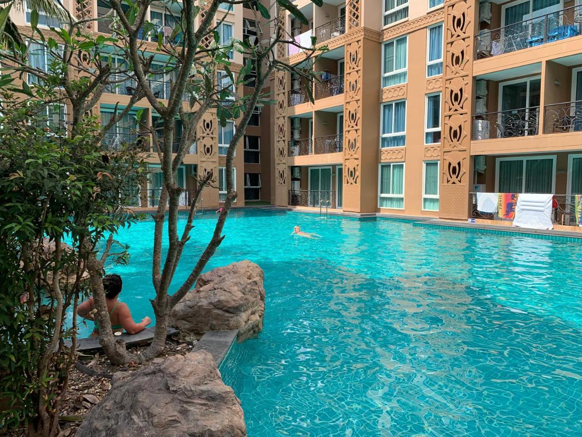 Atlantis Condo Resort Джомтьен Экстерьер фото